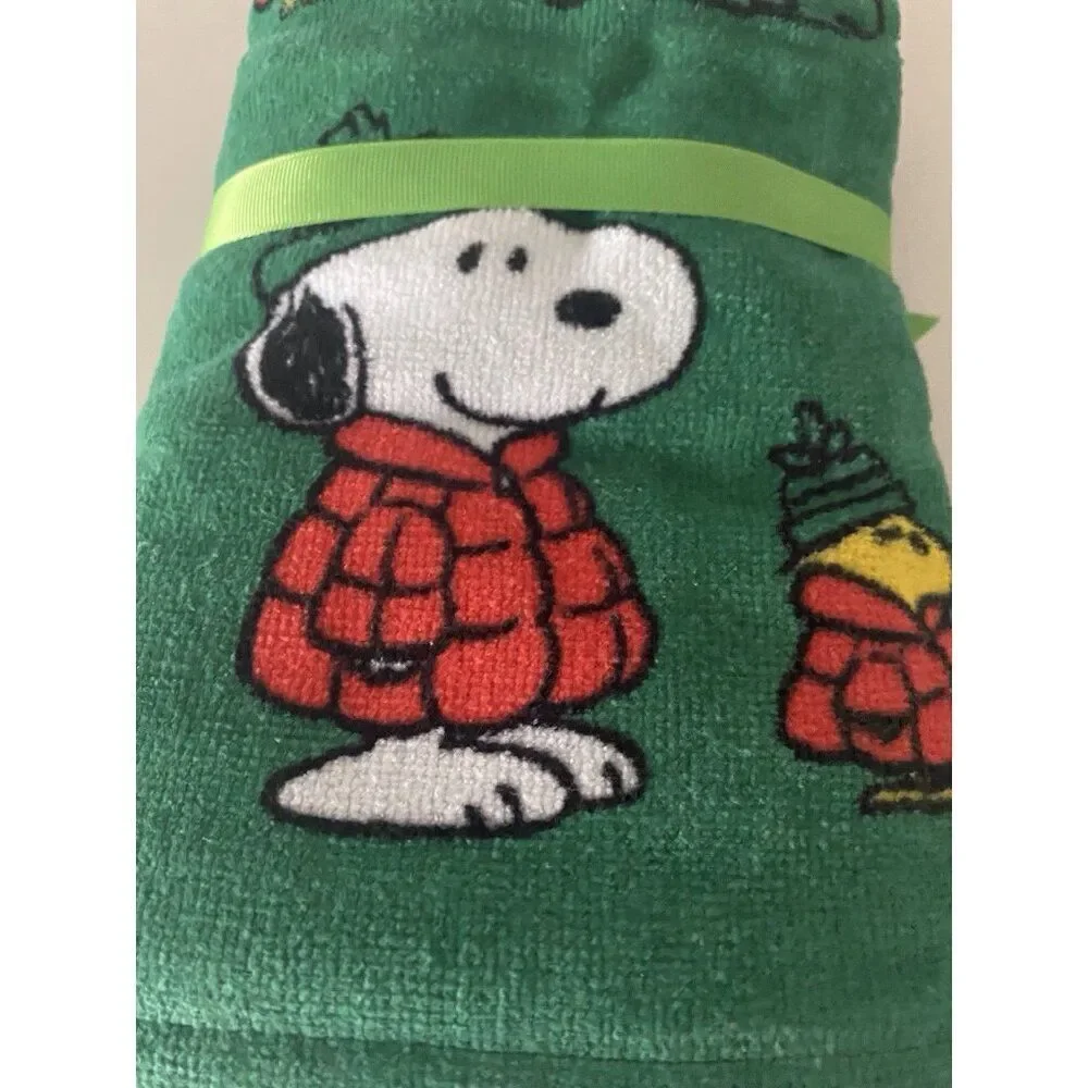 2 Pk Peanuts Snoopy Woodstock Puffy Coat Christmas Holiday 16